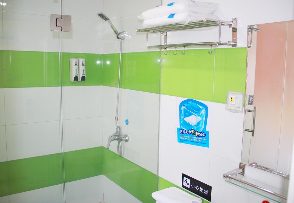 7Days Inn Guangzhou Shangxia Jiu Rd Exterior foto
