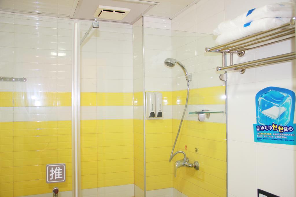 7Days Inn Guangzhou Shangxia Jiu Rd Exterior foto