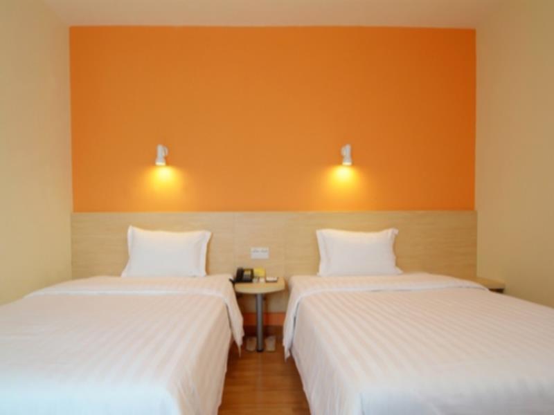 7Days Inn Guangzhou Shangxia Jiu Rd Exterior foto